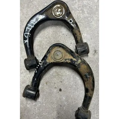 Toyota Hilux 2018-2025 Model  Çıkma Orjinal 2GD Üst Tabla