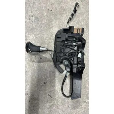 Toyota Hilux 2018-2025 Model  Çıkma Orjinal 2GD Otomatik Vites Kolu