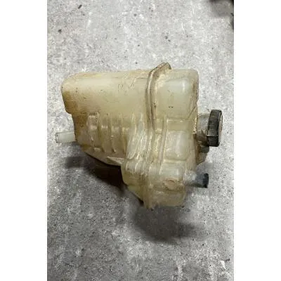 Toyota Hilux 2018-2025 Model Çıkma Orjinal Yedek Su Bidonu