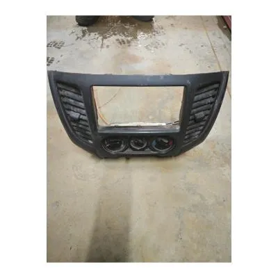 Mitsubishi L200 Euro 6 2015-2019 model Çıma Orjinal Kalorifer Paneli Mitsubishi