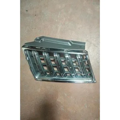Mitsubishi L200  Euro 5 2011-2016 Model Çıkma orjinal  Ön Panjur Mitsubishi