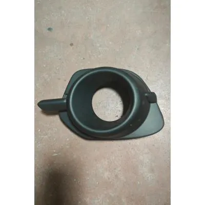 Mitsubishi L200  Euro 5 2011-2016 Model Çıkma orjinal  sis çerçevesi Mitsubishi