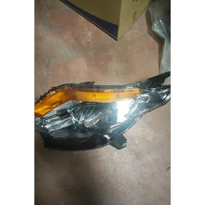 Mitsubishi L200  Euro 6 2016-2019 Model Çıkma orjinal Ön Far