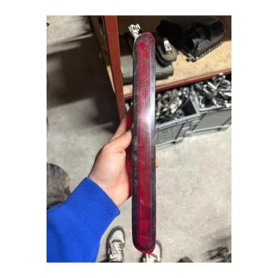 toyota hilux 3.stop lambası 