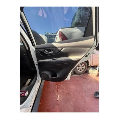 nissan xtrail sağ arka kapı döşemesi Nissan