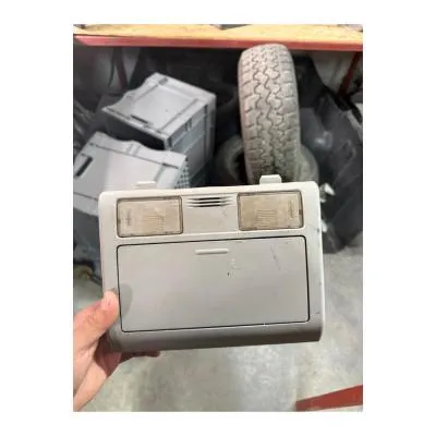 toyota hilux tavan lambası 
