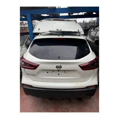 nissan qashqai bagaj kapağı 