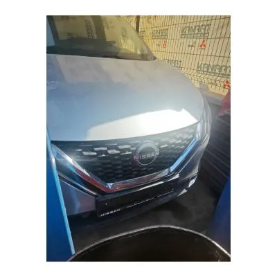Nissan Qashqai Çıkma Orjinal 2024 Model Ön Panjur