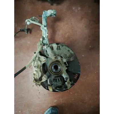 Toyota hilux çıkma orjinal 4x4 öanteker taşıyıcısı