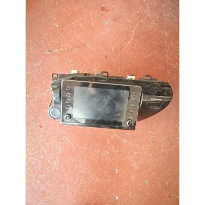 Toyota hilux çıkma orjinal 2023 model multimedya