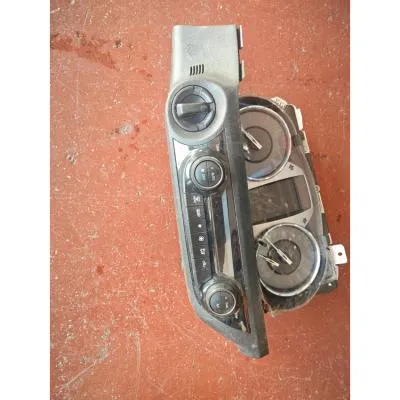 Toyota hilux klima paneli