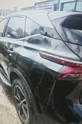 Nissan Qashgai Çıkma Orjinal 2023 Model Sol Arka Siyah Çamurluk Nissan