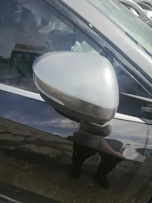Nissan Qashgai Çıkma Orjinal 2023 Model Sağ Dış Dikiz Aynası