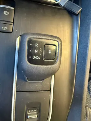 nissan qashqai j12 2023 model otomatik vites kolu orijinal çıkma