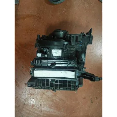 toyota hilux çıkma orjinal kalorifer kutusu