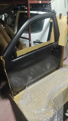 Isuzu D-Max 2004-2012 Sağ Ön Kapı Yan Sanayi