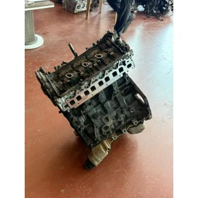 Nissan Navara YS23 4x4 Euro 6 Gövde Motor