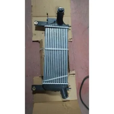 Nissan Navara Yan Sanayı Yeni İnterkol Radyatörü