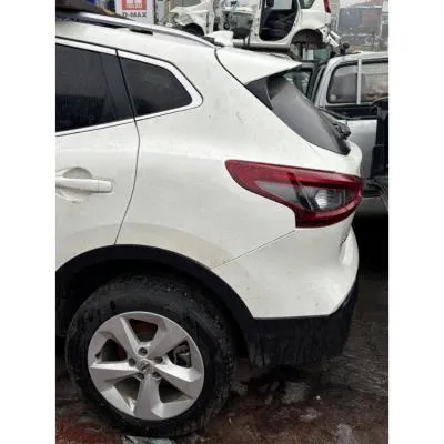 Nissan Qashqai Çıkma Orjinal J11 2014-2020 MOdel Sol Arka Çamurluk