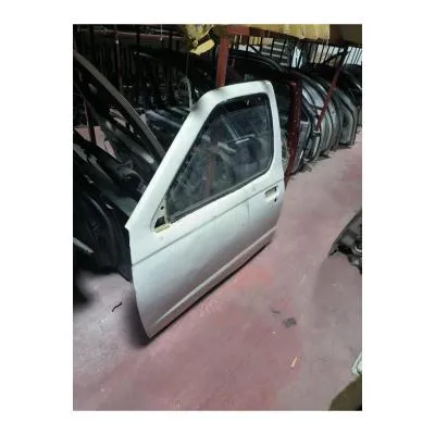 Nissan Skystar Çıkma Orjinal 2003-2012 Sol Ön Beyaz Kapı