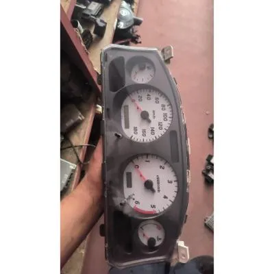 Nissan Skystar 2003-2012 Model Çıkma Orjinal Gösterge saati