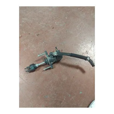 Toyota Hilux  2023 Model Çıkma Orjinal   Debriyaj Alt Merkez