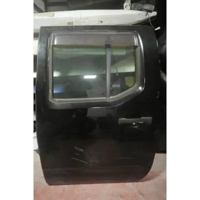 Nissan Navara D40 2005-2013 Model Çıkma Orjinal Sol Arka Kapı