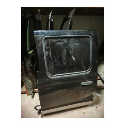 Nissan Skystar 1998-2012 Model Çıkma Orjinal Sol Arka Kapı