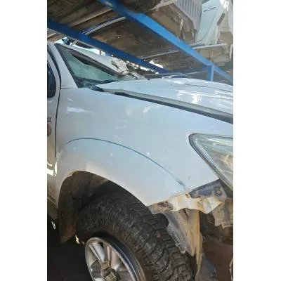 Toyota Hilux 2018 Model Çıkma Orjinal Sağ Çamurluk