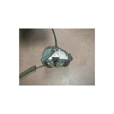 Nissan Navara YS23 Euro 6 2016-2023 Çıkma Orjinal Kapı Kilidi