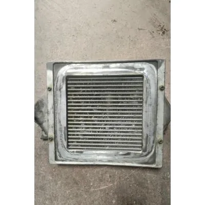 Nissan Skystar 2003-2008 Model Yd 25 Çıkma orjinal 4x4 Hava İnterkol Radyatörleri