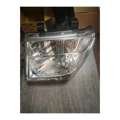 Nissan Navara 2005-2010 Model D40 Kasa Çıkma Orjinal Euro4 Far