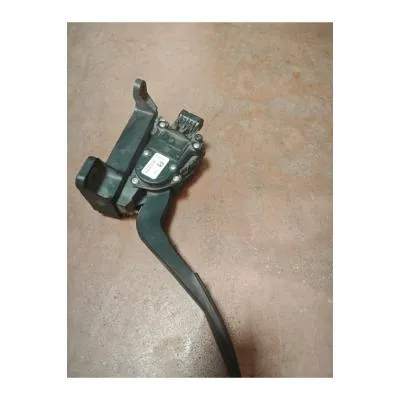 Nissan Navara 2005-2010 Model D40 Kasa Çıkma Orjinal Gaz Pedalı