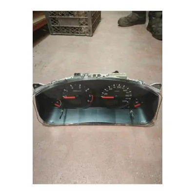 Nissan Navara 2005-2010 Model D40 Kasa Çıkma Orjinal Gösterge Saati