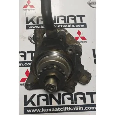 Nissan Navara 2005-2010 Model D40 Kasa Çıkma Orjinal Yd 25 Vakum Pompası