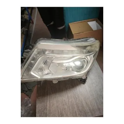 Nissan Navara 2016-2023 Model çıkma Orjinal LEd Ön Far