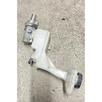 Nissan Qashqai 2008-2017 Model R9M Çıkma Orjinal Üst Fren Merkezi 