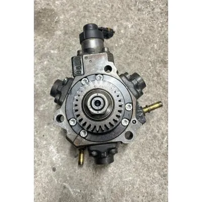 Nissan Qashqai 2008-2017 Model R9M Çıkma Orjinal Mazot Pompası