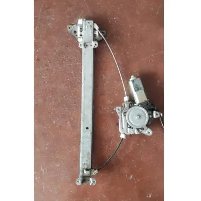 Nissan Navara euro 6 2016-2023 Model YS23 Çıkma Orjinal  Arka Cam Krikosu