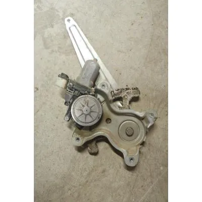 Mitsubishi L200 2007-2015 Model Çıkma Orjinal CR Kasa Arka Cam Krikosu