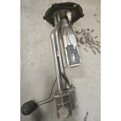 Mitsubishi L200 2007-2015 Model Çıkma Orjinal CR Kasa  Depo Şamandırası