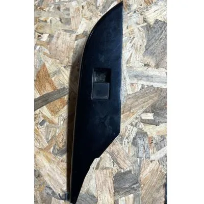 Toyota Hilux 2020-2025 Model Çıkma Orjinal Cam Düğmesi