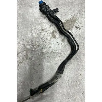 Toyota Hilux 2020-2025 Model Çıkma Orjinal Adblue Dolum Boğazı