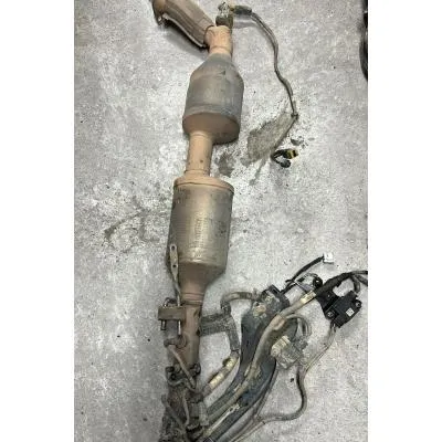 Toyota Hilux 2020-2025 Model Çıkma Orjinal Adblue Sistemi