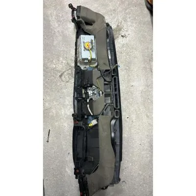 Toyota Hilux 2020-2025 Model Çıkma Orjinal Yolcu Airbag