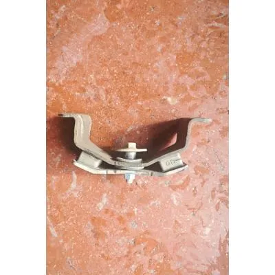 Toyota Hilux 2021-2025 Model 2GD Çıkma Orjinal  4x4 Şanzıman Takozu